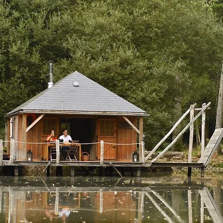 Les De L'orbiere Campingplatz Forcé